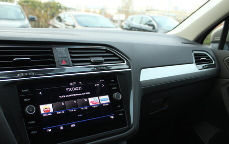 Volkswagen Tiguan II, 2020 год, 2 556 000 рублей, 8 фотография