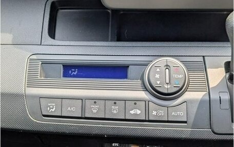 Honda Freed I, 2014 год, 868 000 рублей, 7 фотография