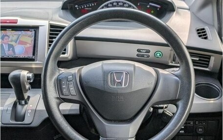 Honda Freed I, 2014 год, 868 000 рублей, 8 фотография