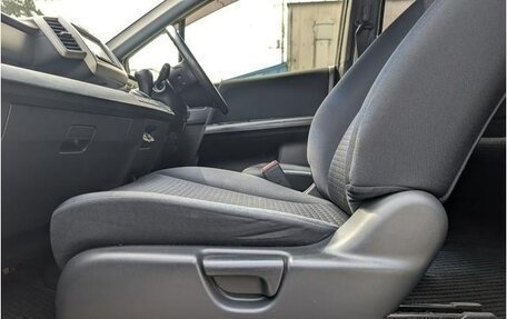 Honda Freed I, 2014 год, 868 000 рублей, 19 фотография