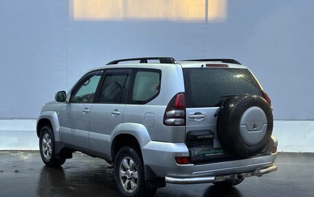 Toyota Land Cruiser Prado 120 рестайлинг, 2006 год, 1 850 000 рублей, 6 фотография