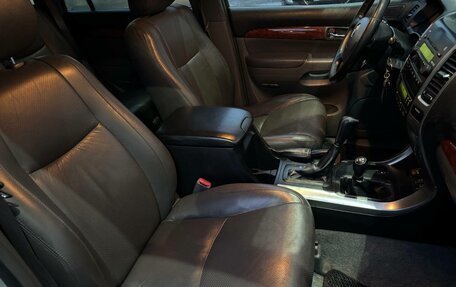 Toyota Land Cruiser Prado 120 рестайлинг, 2006 год, 1 850 000 рублей, 16 фотография