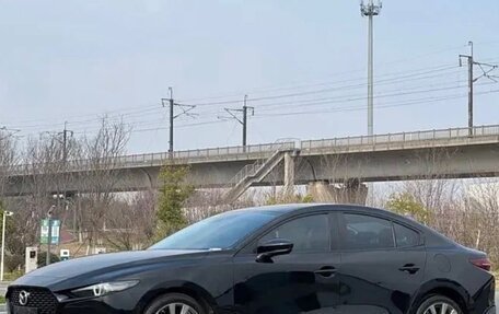 Mazda 3, 2023 год, 1 990 000 рублей, 5 фотография