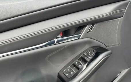 Mazda 3, 2023 год, 1 990 000 рублей, 12 фотография