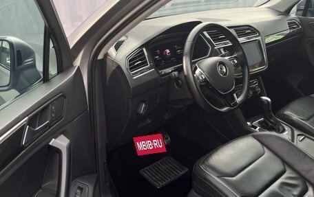 Volkswagen Tiguan II, 2019 год, 4 200 000 рублей, 9 фотография