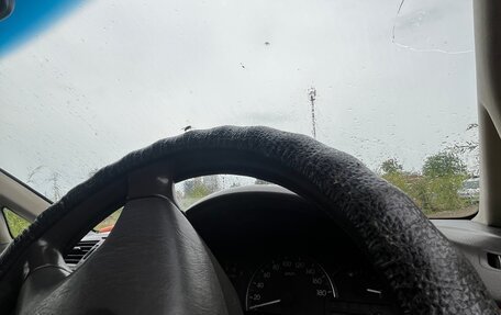 Toyota Ipsum II, 2001 год, 620 000 рублей, 2 фотография