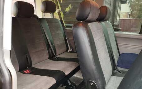 Volkswagen Caravelle T5, 2011 год, 1 650 000 рублей, 7 фотография