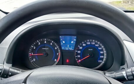 Hyundai Solaris II рестайлинг, 2012 год, 739 000 рублей, 11 фотография