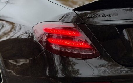 Mercedes-Benz E-Класс AMG, 2017 год, 4 150 000 рублей, 7 фотография