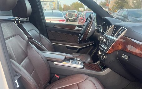 Mercedes-Benz GL-Класс, 2014 год, 2 850 000 рублей, 7 фотография