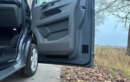 Volkswagen Caravelle T6 рестайлинг, 2021 год, 5 459 000 рублей, 1 фотография