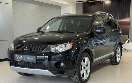 Mitsubishi Outlander III рестайлинг 3, 2008 год, 855 000 рублей, 1 фотография