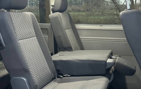 Volkswagen Caravelle T6 рестайлинг, 2021 год, 5 459 000 рублей, 15 фотография