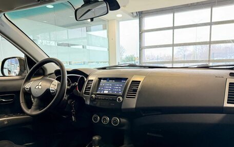 Mitsubishi Outlander III рестайлинг 3, 2008 год, 855 000 рублей, 8 фотография