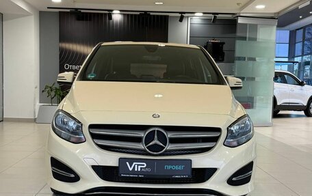 Mercedes-Benz B-Класс, 2017 год, 1 720 000 рублей, 2 фотография