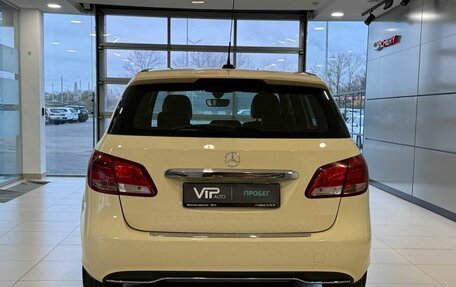 Mercedes-Benz B-Класс, 2017 год, 1 720 000 рублей, 5 фотография