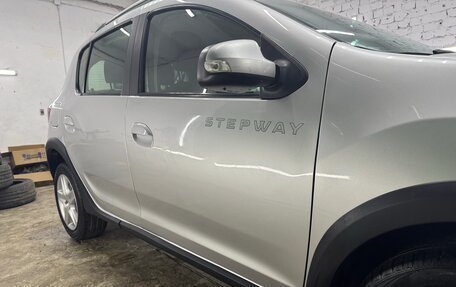 Renault Sandero II рестайлинг, 2017 год, 860 000 рублей, 8 фотография