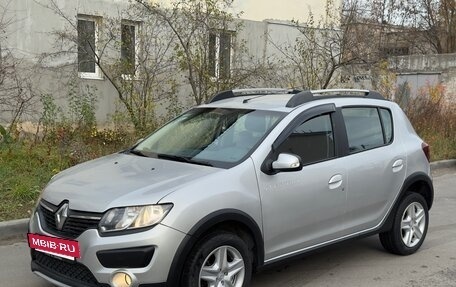 Renault Sandero II рестайлинг, 2017 год, 860 000 рублей, 21 фотография