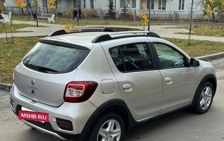 Renault Sandero II рестайлинг, 2017 год, 860 000 рублей, 25 фотография