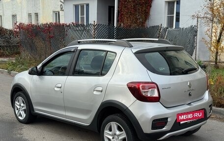 Renault Sandero II рестайлинг, 2017 год, 860 000 рублей, 22 фотография