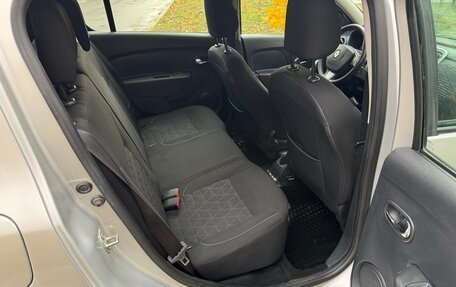 Renault Sandero II рестайлинг, 2017 год, 860 000 рублей, 30 фотография