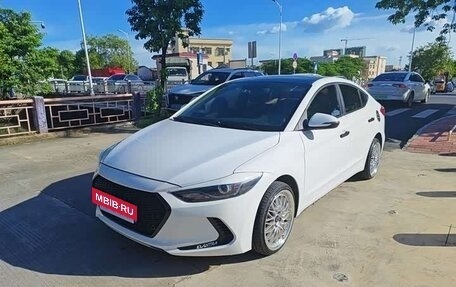Hyundai Elantra, 2020 год, 1 200 000 рублей, 2 фотография