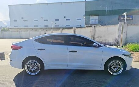 Hyundai Elantra, 2020 год, 1 200 000 рублей, 8 фотография