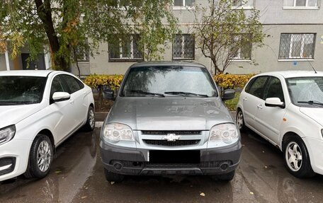 Chevrolet Niva I рестайлинг, 2014 год, 570 000 рублей, 1 фотография