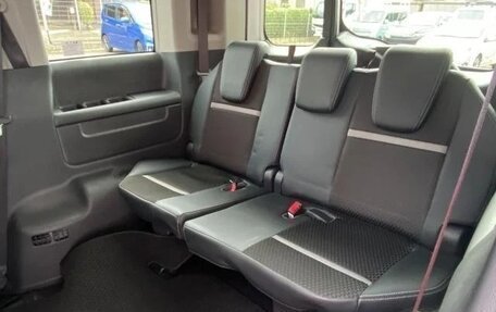 Honda Stepwgn IV, 2019 год, 1 884 999 рублей, 34 фотография