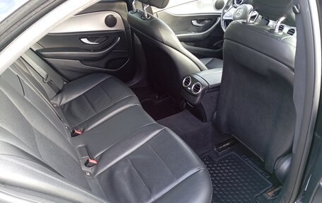 Mercedes-Benz E-Класс, 2019 год, 2 150 000 рублей, 7 фотография