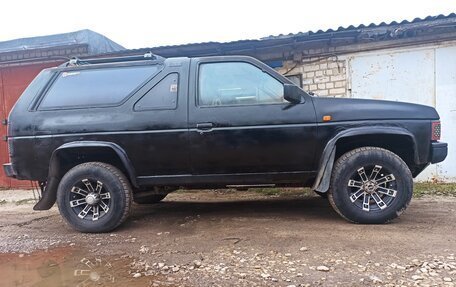 Nissan Terrano II рестайлинг, 1990 год, 210 000 рублей, 2 фотография