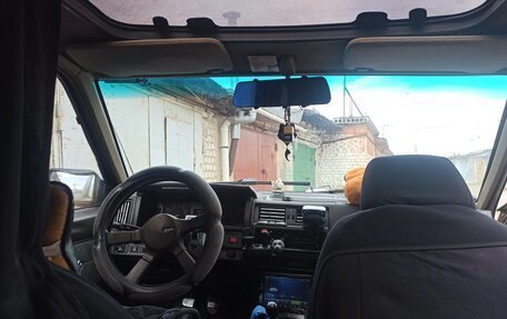 Nissan Terrano II рестайлинг, 1990 год, 210 000 рублей, 5 фотография