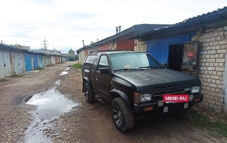 Nissan Terrano II рестайлинг, 1990 год, 210 000 рублей, 4 фотография