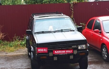 Nissan Terrano II рестайлинг, 1990 год, 210 000 рублей, 8 фотография