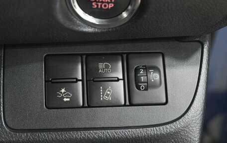 Toyota Sienta II, 2017 год, 1 849 000 рублей, 18 фотография