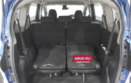 Toyota Sienta II, 2017 год, 1 849 000 рублей, 24 фотография