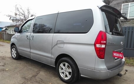 Hyundai Grand Starex Grand Starex I рестайлинг 2, 2017 год, 2 370 000 рублей, 5 фотография