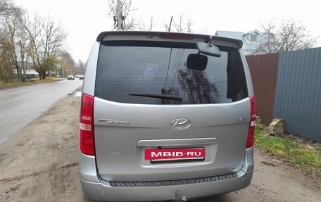 Hyundai Grand Starex Grand Starex I рестайлинг 2, 2017 год, 2 370 000 рублей, 6 фотография