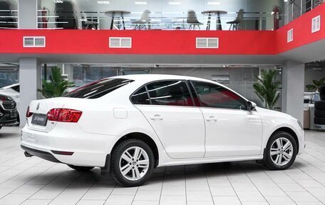 Volkswagen Jetta VI, 2013 год, 1 097 000 рублей, 4 фотография