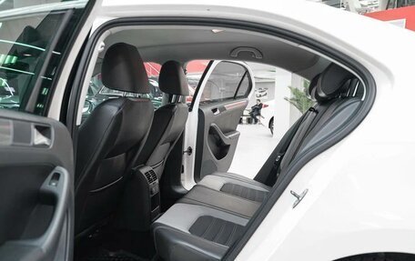 Volkswagen Jetta VI, 2013 год, 1 097 000 рублей, 7 фотография