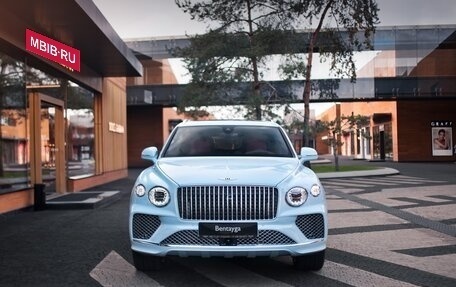 Bentley Bentayga I, 2025 год, 44 500 000 рублей, 4 фотография