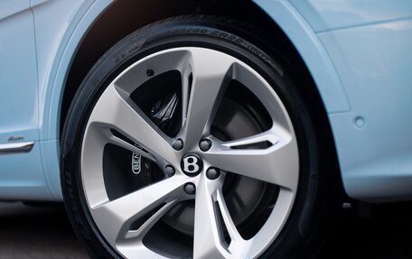 Bentley Bentayga I, 2025 год, 44 500 000 рублей, 9 фотография