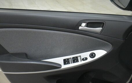 Hyundai Solaris II рестайлинг, 2013 год, 699 000 рублей, 5 фотография