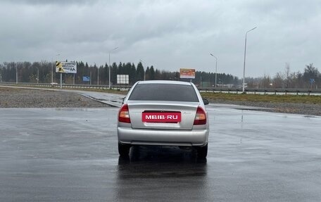 Hyundai Accent II, 2005 год, 310 000 рублей, 4 фотография