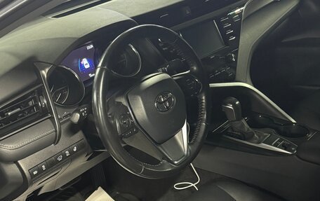 Toyota Camry, 2020 год, 3 700 000 рублей, 3 фотография