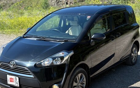 Toyota Sienta II, 2016 год, 1 540 000 рублей, 2 фотография