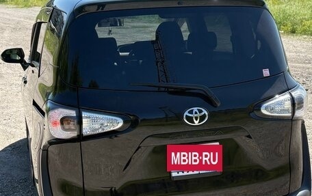 Toyota Sienta II, 2016 год, 1 540 000 рублей, 7 фотография