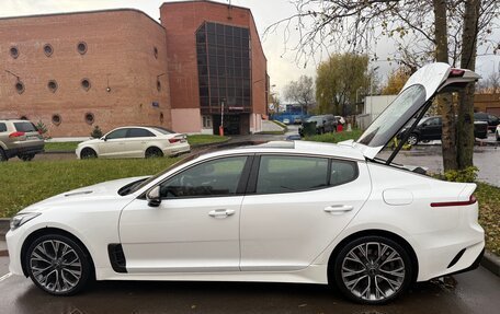 KIA Stinger I, 2018 год, 2 300 000 рублей, 2 фотография