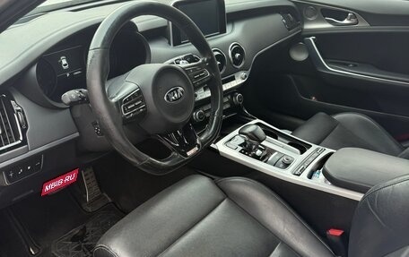 KIA Stinger I, 2018 год, 2 300 000 рублей, 3 фотография