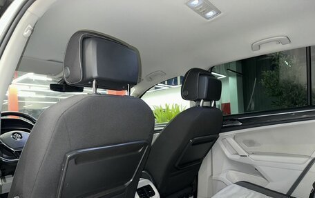 Volkswagen Tiguan II, 2017 год, 2 750 000 рублей, 21 фотография